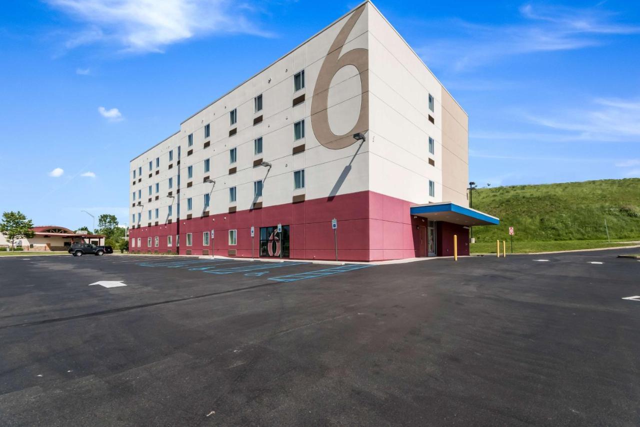 Hotel 6 Barre Arena Wilkes-Barre