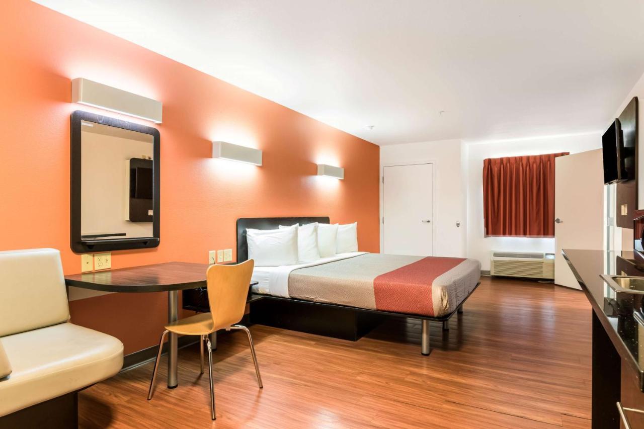 6 Barre Arena Hotel Wilkes-Barre