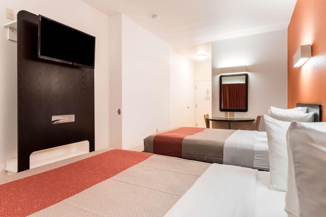 6 Barre Arena Hotel Wilkes-Barre